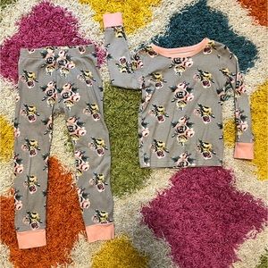 Girls, pink/gray floral flower, two-piece long sleeve pants pajama set 5T